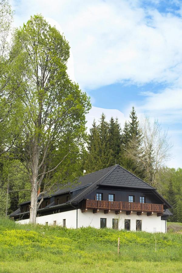 Dvůr Lískový vrch Hotel Strazny Exterior foto