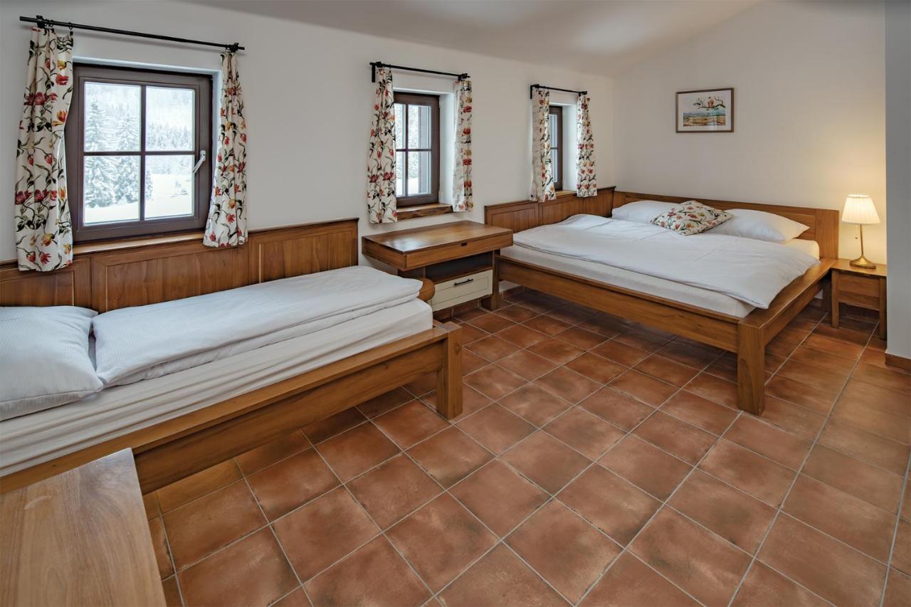 Dvůr Lískový vrch Hotel Strazny Exterior foto